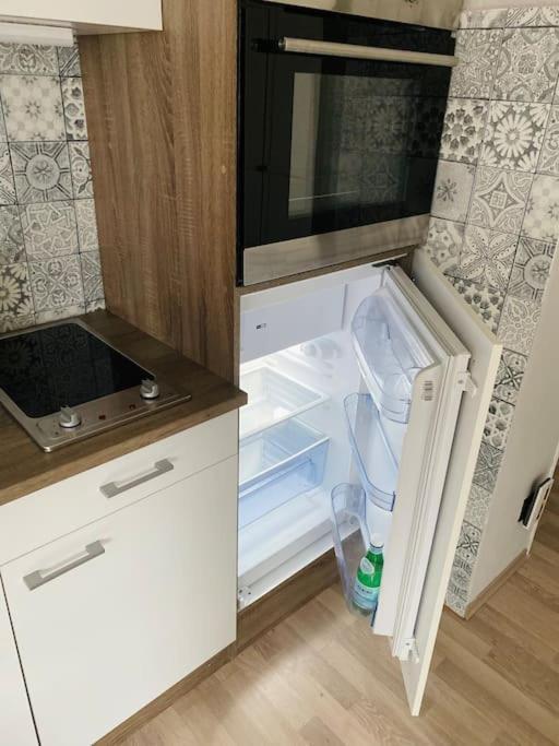 Buer City Apartment Mit Balkon غيلسنكيرشن المظهر الخارجي الصورة